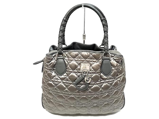 Puntada Dior Cannage Gris Sintético  ref.423514