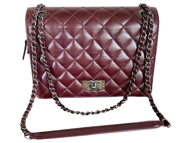 Timeless Chanel Handbags Leather  ref.424966
