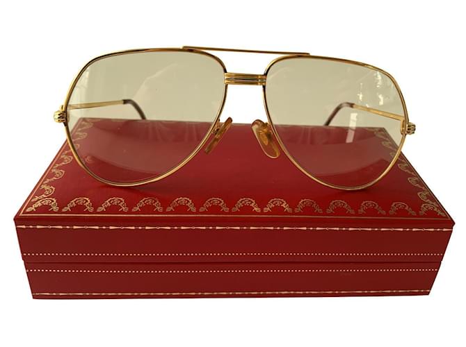 Cartier Gafas de sol Gold hardware Chapado en oro  ref.425814