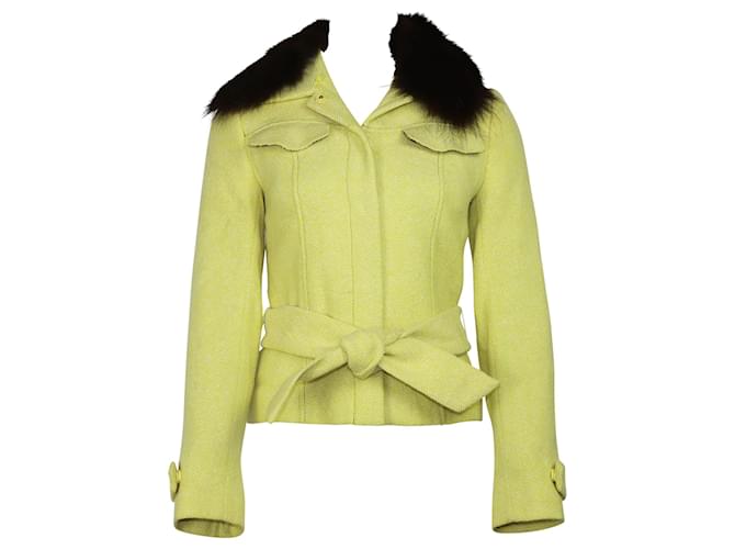 Dolce & Gabbana Veste ceinturée en tweed avec fourrure amovible en laine jaune  ref.425861