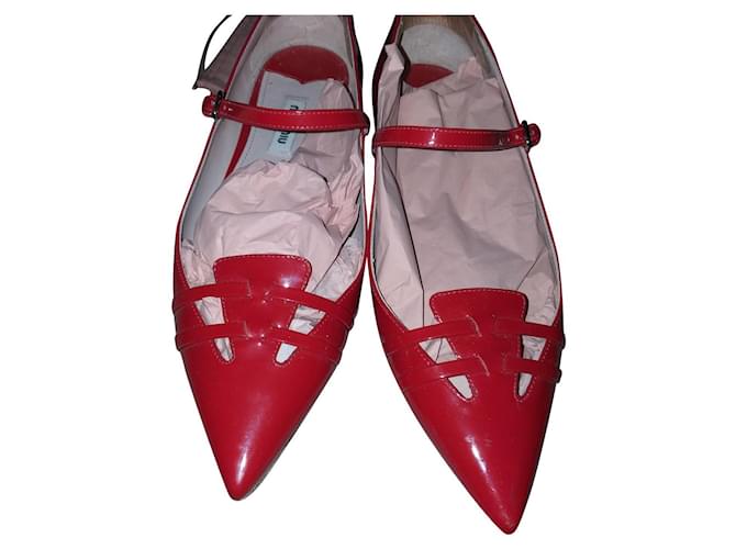 Miu Miu Ballet flats Red Patent leather  ref.426508