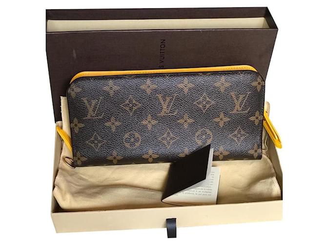 Louis Vuitton Insolite Golden Mustard Dark brown Fur ref.426534 - Joli  Closet