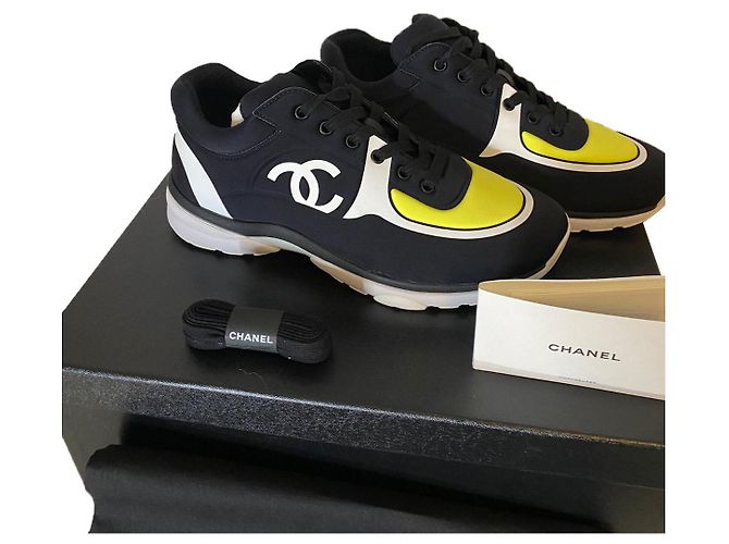 Chanel Sneakers Uomo Nero / Giallo . taille 41 .