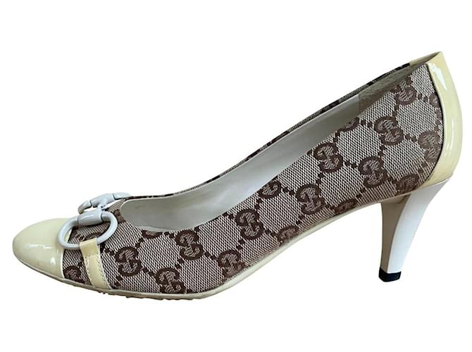 Salto de Monograma Gucci. Marrom Bege Couro  ref.428077