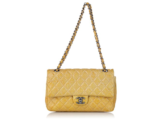 Chanel Yellow Classic Small Lambskin Leather lined Flap Bag ref.428905 -  Joli Closet