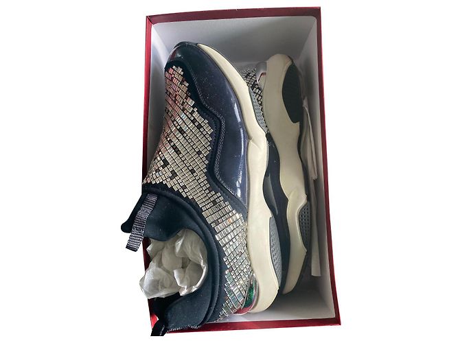Salvatore Ferragamo Strass argenté gris Bijouterie argentée