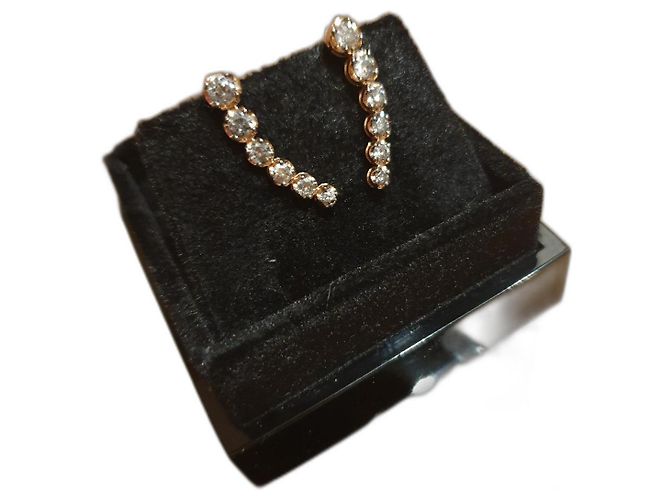 Autre Marque Annoushka Pendientes de Oro y Diamantes
