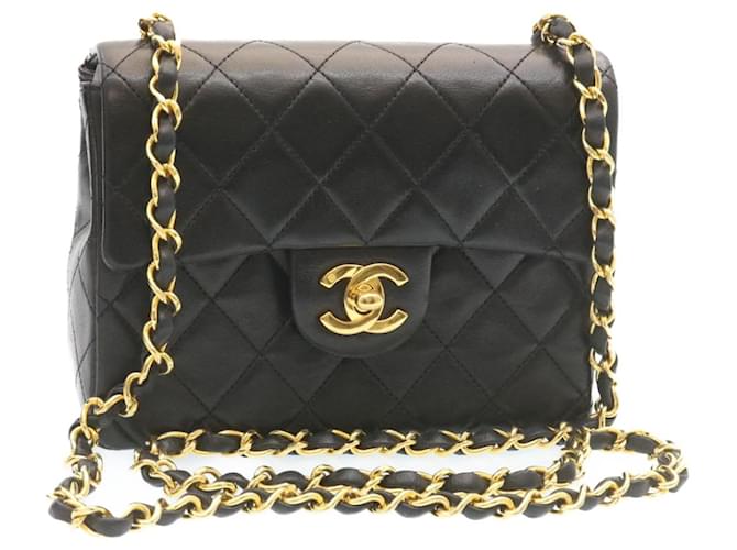 Chanel shoulder bag Black Leather  ref.429794