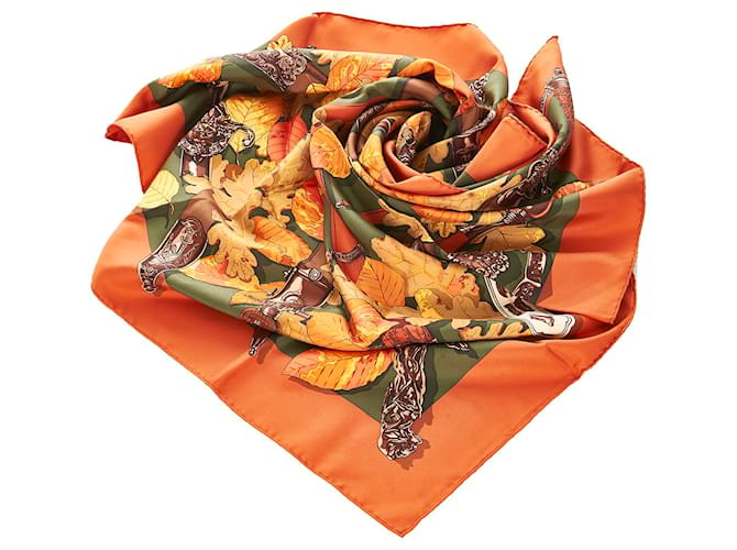 Hermès Foulard Hermes en soie orange Au Plus Dru Tissu Multicolore  ref.430203