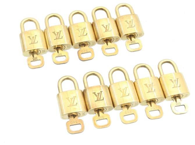 Louis Vuitton Vorhängeschloss 10set Vorhängeschloss Gold Tone LV Auth jk469 Metall  ref.431390