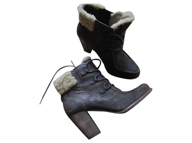 Ugg Botas de amarrar, Pointure 37. Marrom
