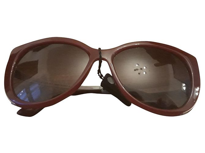 Gafas de sol Bulgari Cat Eye rojas de plástico