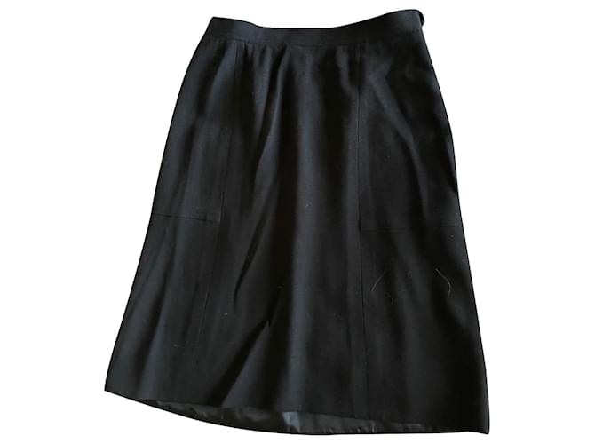 Falda negra Yves Saint Laurent Negro Lana  ref.437014