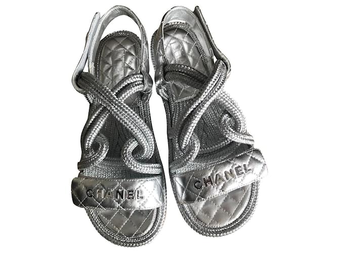 Chanel DAD string sandals Silvery Leather  ref.437447