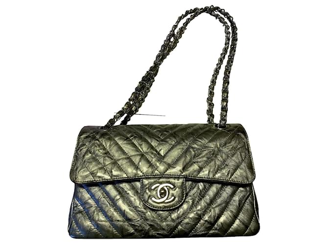 Chanel chevron small sales