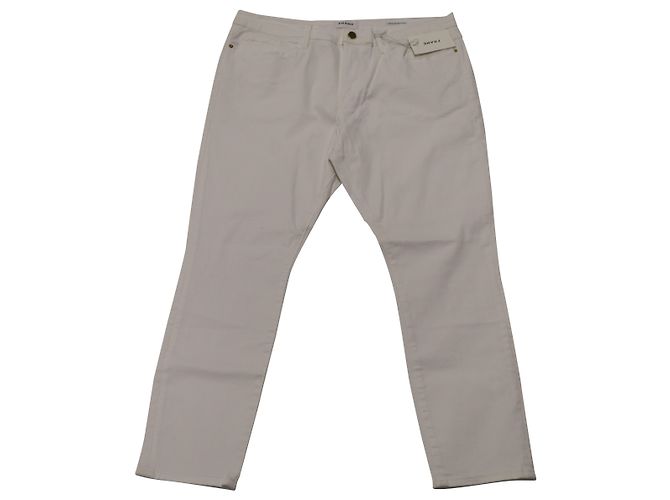 Frame Denim Frame Le Skinny Crop Jeans in White Denim