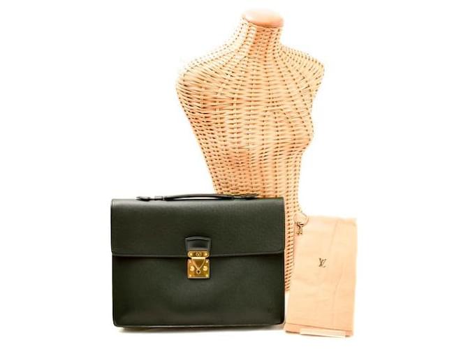 [Usado] Louis Vuitton Selvette Clado Taiga M30074 Maletín Business Bag Portadocumentos Verde Cuero  ref.439215