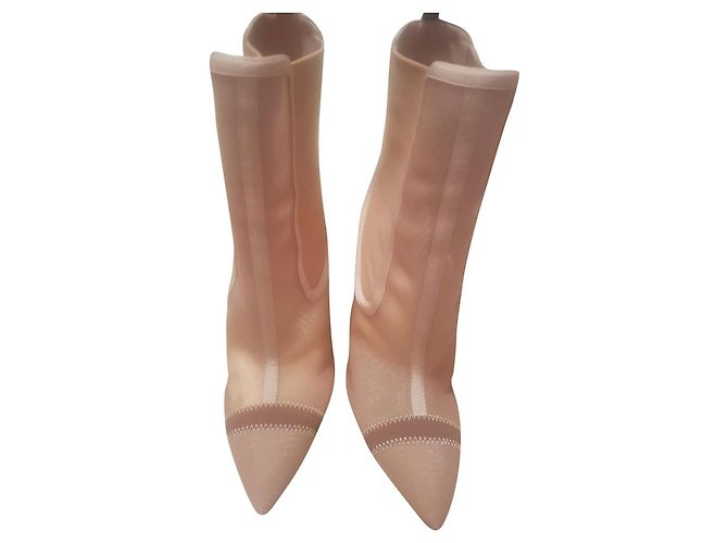 Fendi Stiefeletten Beige