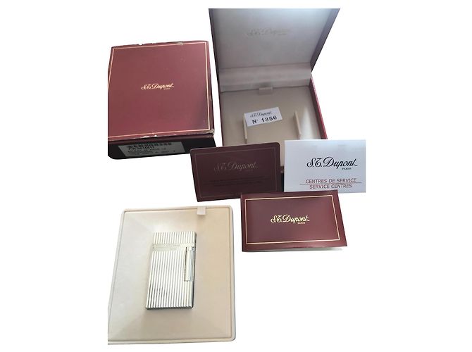 Autre Marque S.T. Dupont Lighter Silver Plated Silvery