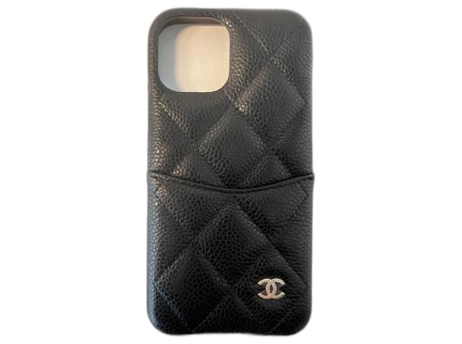 CHANEL Timeless iPhone 12 Case Black Dark red Leather  ref.440719
