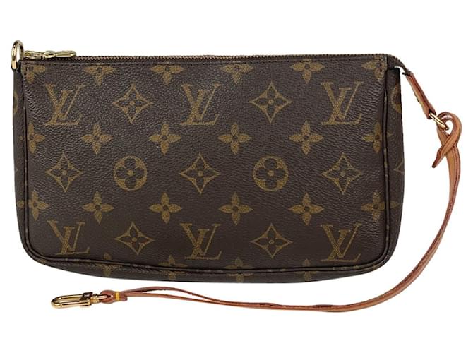 LOUIS VUITTON Accessoire Monogram M51980, Luxury, Bags & Wallets