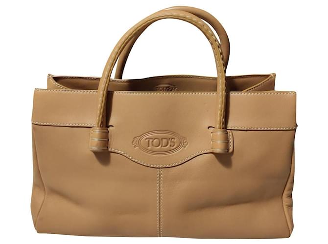 Tod's Handbags Beige Fur  ref.442758