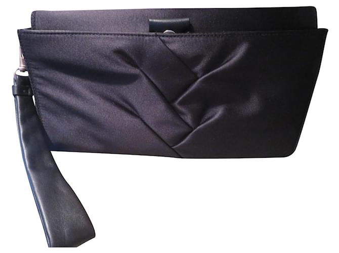 Hugo Boss black satin evening clutch bag  ref.442796