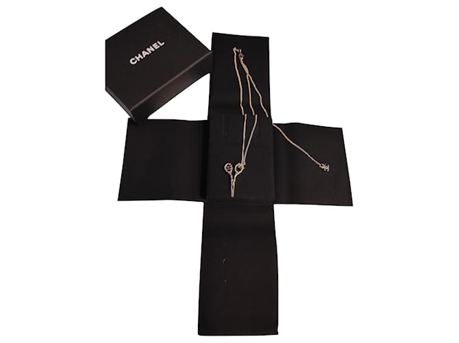 Cambon Chanel Halsketten Beige  ref.443559
