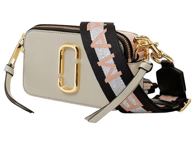 The Perfect Crossbody Bag For All Seasons: Marc Jacobs Snapshot