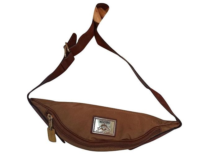 Moschino Redwall bolsa de cintura Marrom Bege