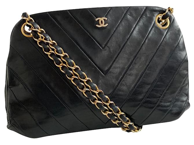 Chanel Vintage Navy Lambskin Chevron Quilted Frame Kiss Lock