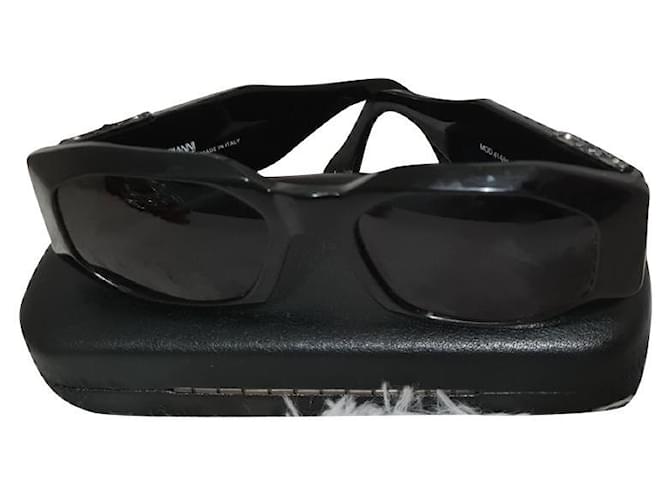 Gianni Versace Gafas de sol Negro Plástico  ref.445008