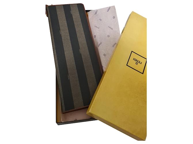 Fendi Wallets Small accessories Brown Cloth  ref.445013