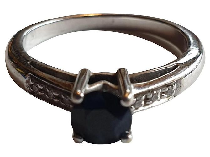 Mauboussin Or blanc, saphir et diamants Bleu Marine