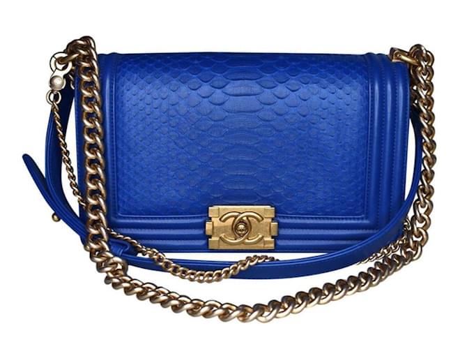 Chanel Seltene Limited Edition Boy Medium Python Flap Bag Blau Leder Exotisches Leder  ref.446442