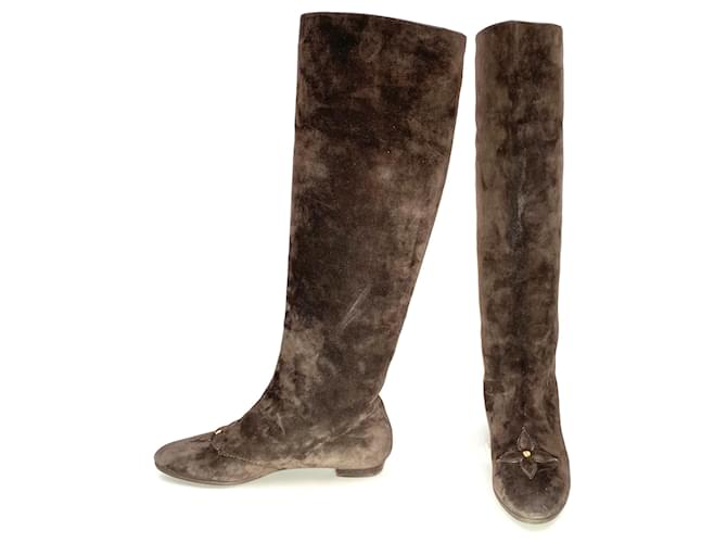 Louis Vuitton boots in brown suede with trefoil logo Wool  ref.446477