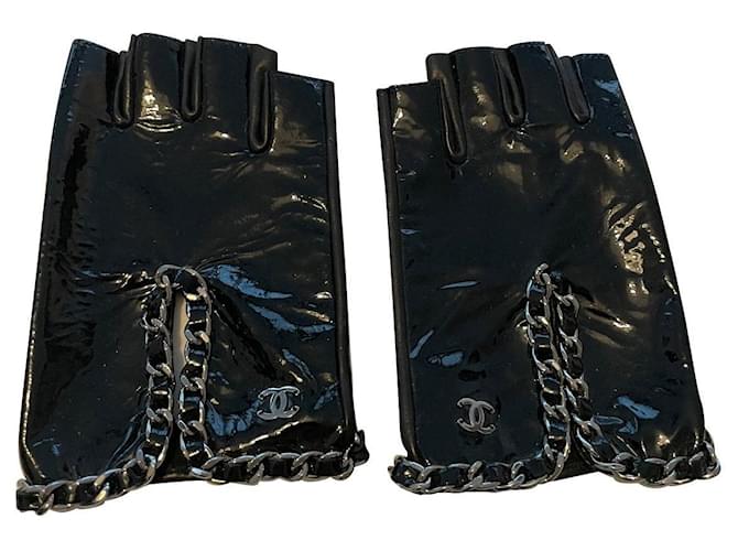 Chanel Gloves Black Varnish  ref.446716
