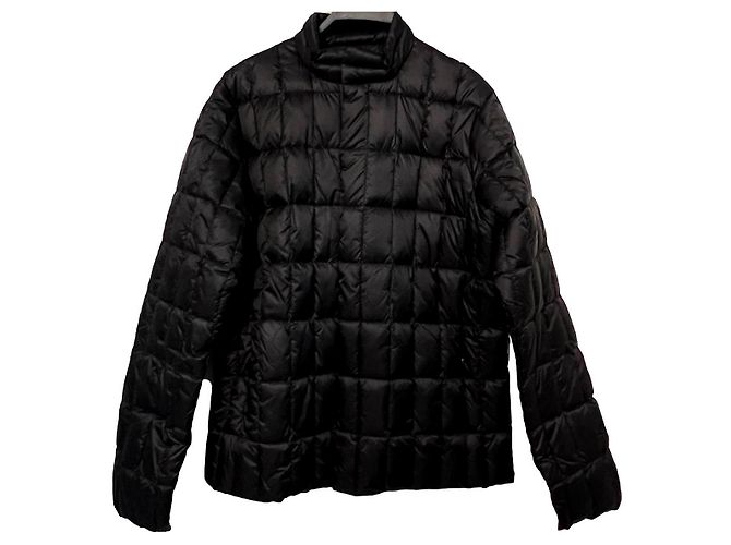 Pyrenex Floro black down jacket