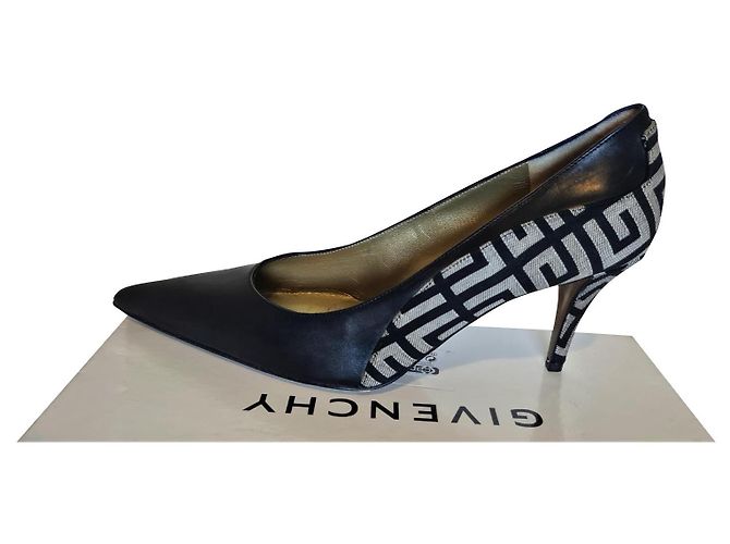 Givenchy Pumps Black and Gray Leather and Canvas
