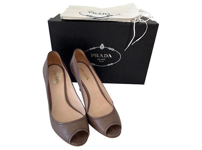 Prada grey open toe pumps leather size 38.5