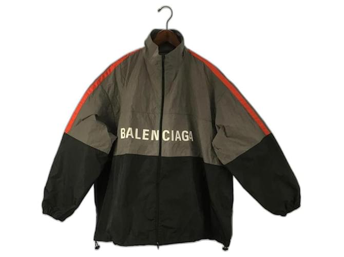 Pudsigt R garage BALENCIAGA Nylon jacket / 46 / polyester / gray Grey ref.449678 - Joli  Closet