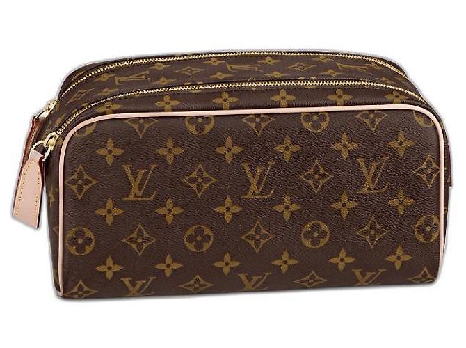 Louis Vuitton Monogram Canvas Dopp Kit Necessaire Marrom
