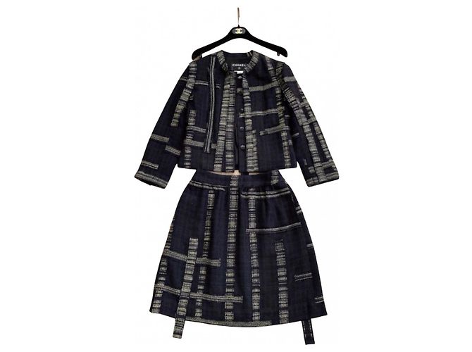Cambon Chanel Tweed Jacket Black and Gold Golden