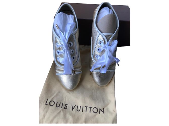 Louis Vuitton Sneaker Leder Gold Größe 38 Golden
