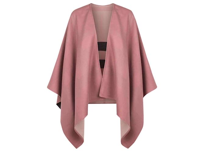 New pink burberry reversible cape poncho with labels and burberry bag Wool  ref.455382