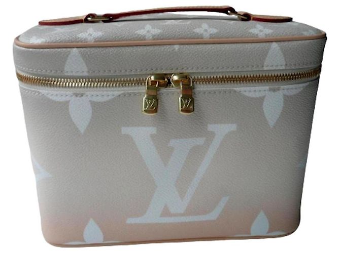 LOUIS VUITTON - NICE BB POOL MIST VANITY CASE - NEW Beige