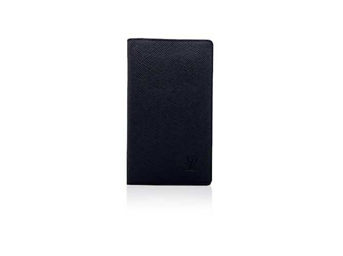 Louis Vuitton Porte-cartes avec couverture d'agenda de poche en cuir noir Taiga  ref.456548