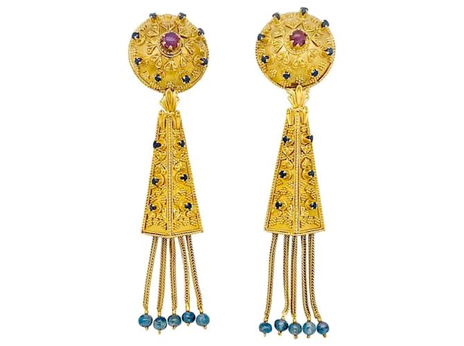 inconnue PENDANT EARRINGS IN YELLOW GOLD, rubies and sapphires.  ref.457350