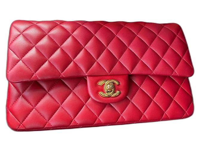 Chanel timeless red Leather  ref.458138