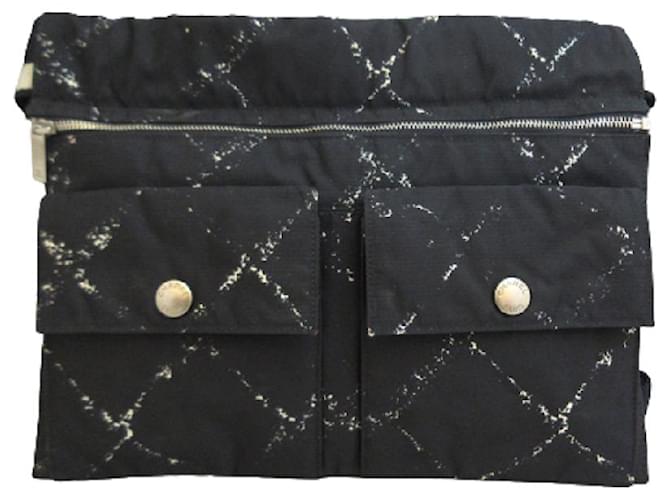 [Used] Chanel Bag Waist Pouch Body Bag Old Travel Line AB Rank Black Black Ladies CHANEL Nylon  ref.458456
